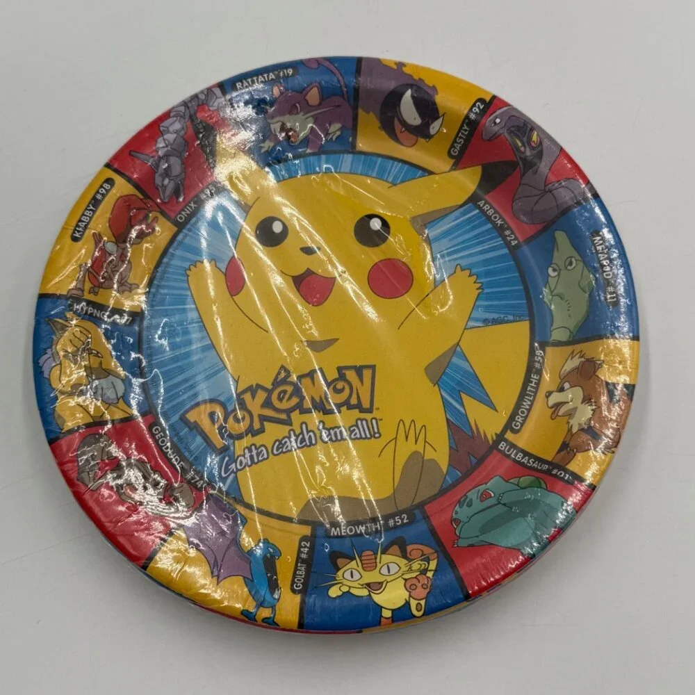 Pokemon Gotta Catch 'em all Dessert Plates (8 Plates) & Static Cling Sticker